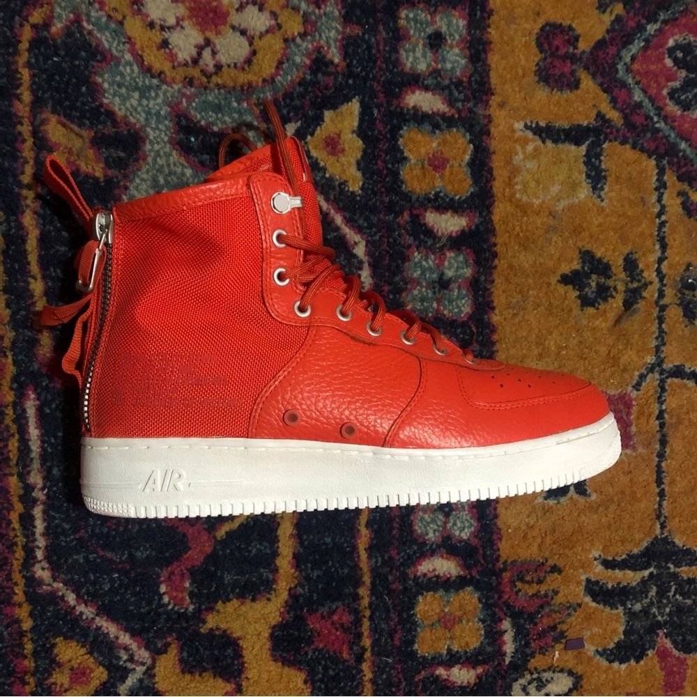 Nike SF Air Force 1 MID Men's Basketball Shoes Team Orange size 13 Men